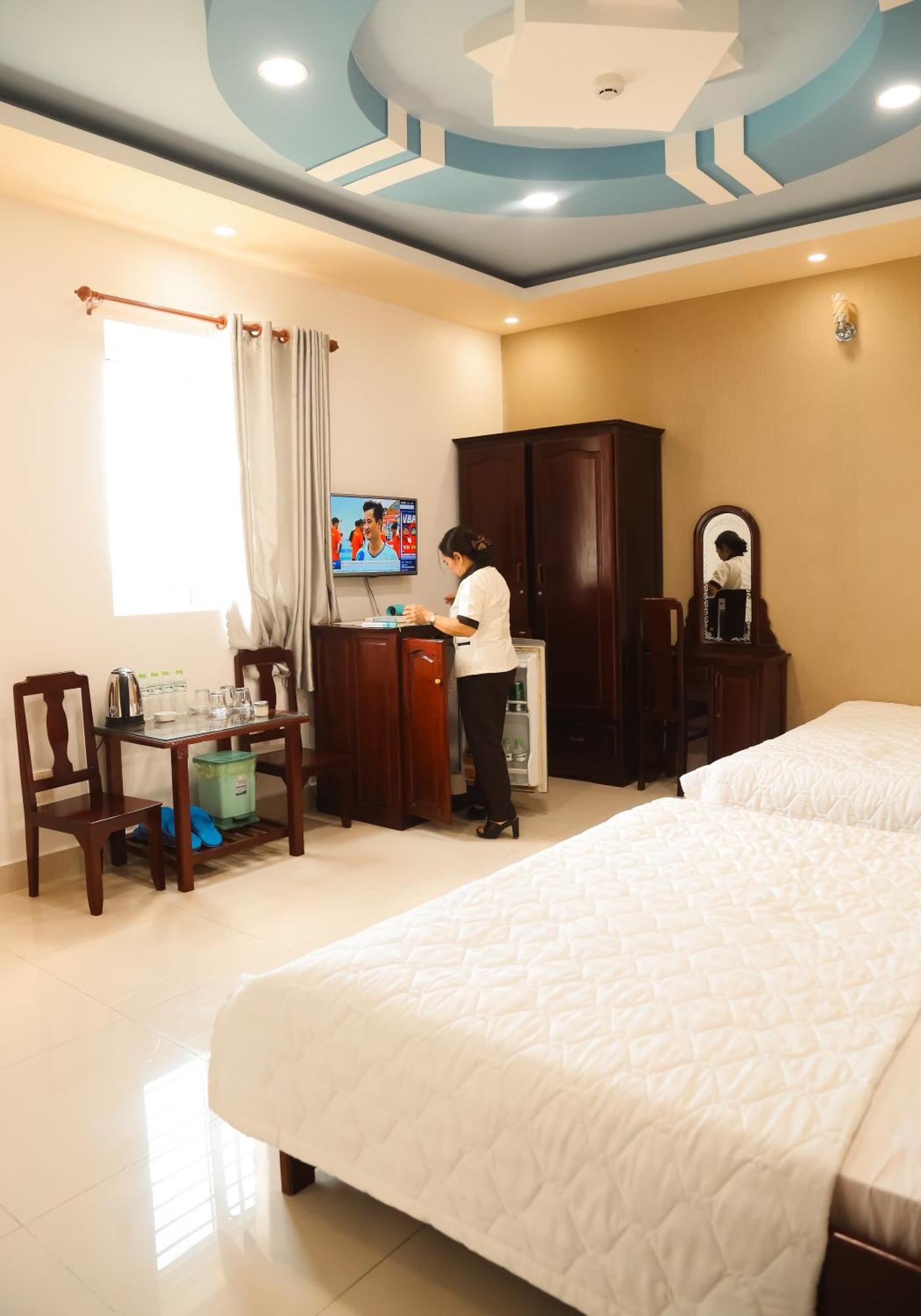 Mk Two Hotel Ми Тхо Екстериор снимка