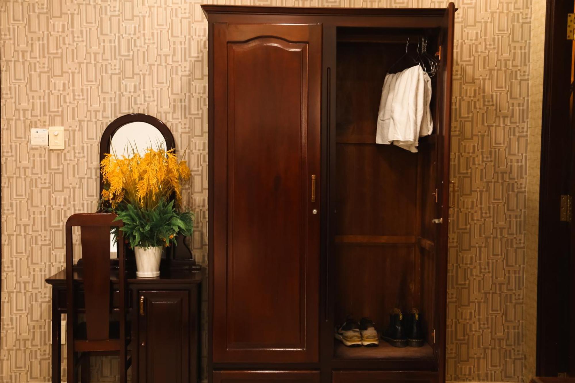 Mk Two Hotel Ми Тхо Екстериор снимка