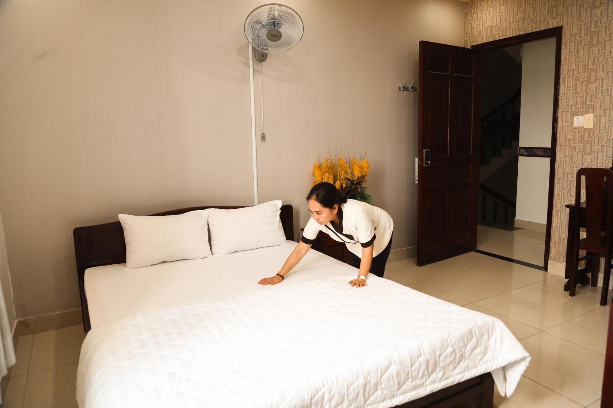Mk Two Hotel Ми Тхо Екстериор снимка